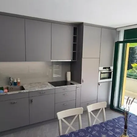 Apartment 10 Palmen